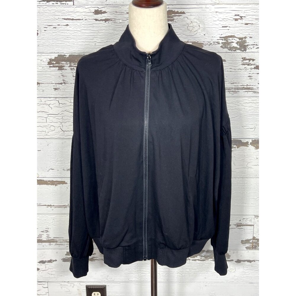 CABI Chance Bomber Jacket Full Zip Black Sz M #3731 EUC - Picture 2 of 7